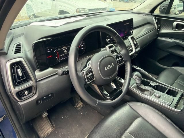 Used 2023 Kia Sorento S w/ Panoramic Sunroof Package FWD image 14