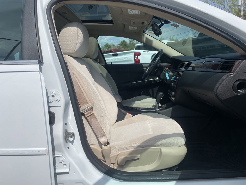 Used 2012 Chevrolet Impala LT w/ LT Sunroof Package FWD image 19