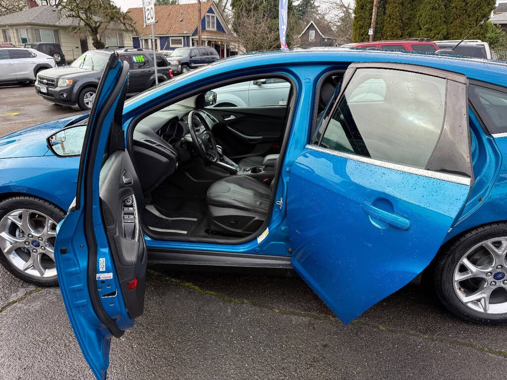 Used 2014 Ford Focus Titanium image 21