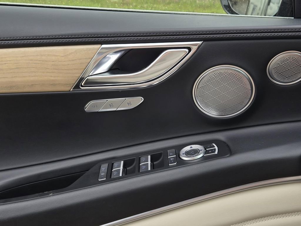 Used 2024 Genesis GV80 3.5T w/ Prestige Package image 17
