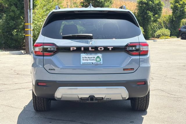 New 2026 Honda Pilot TrailSport image 5
