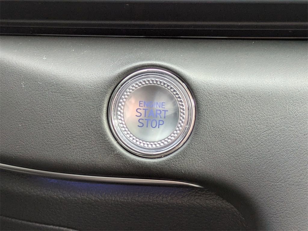 Used 2025 Genesis GV80 2.5T image 27