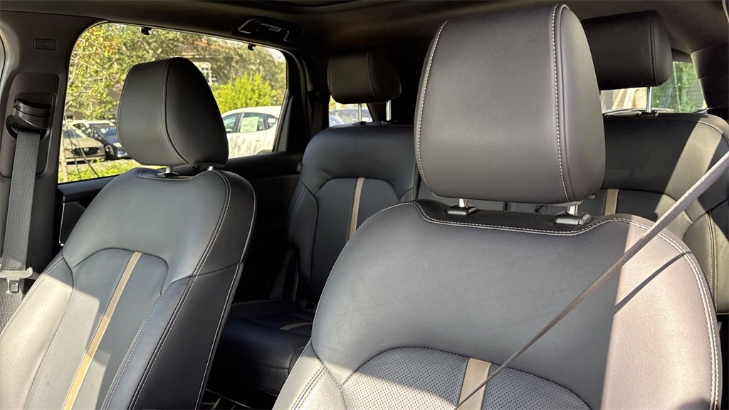 Certified 2025 MAZDA CX-70 3.3 Turbo w/ Premium Plus Pkg image 43