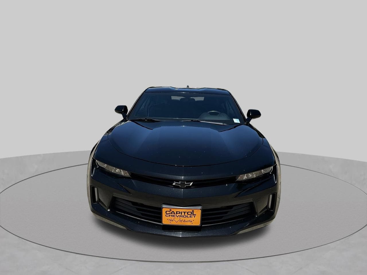 Used 2018 Chevrolet Camaro LT RWD image 8