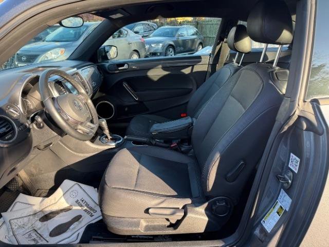 Used 2014 Volkswagen Beetle 2.5 image 16