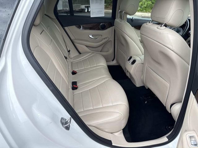 Used 2019 Mercedes-Benz GLC 300 4MATIC image 11