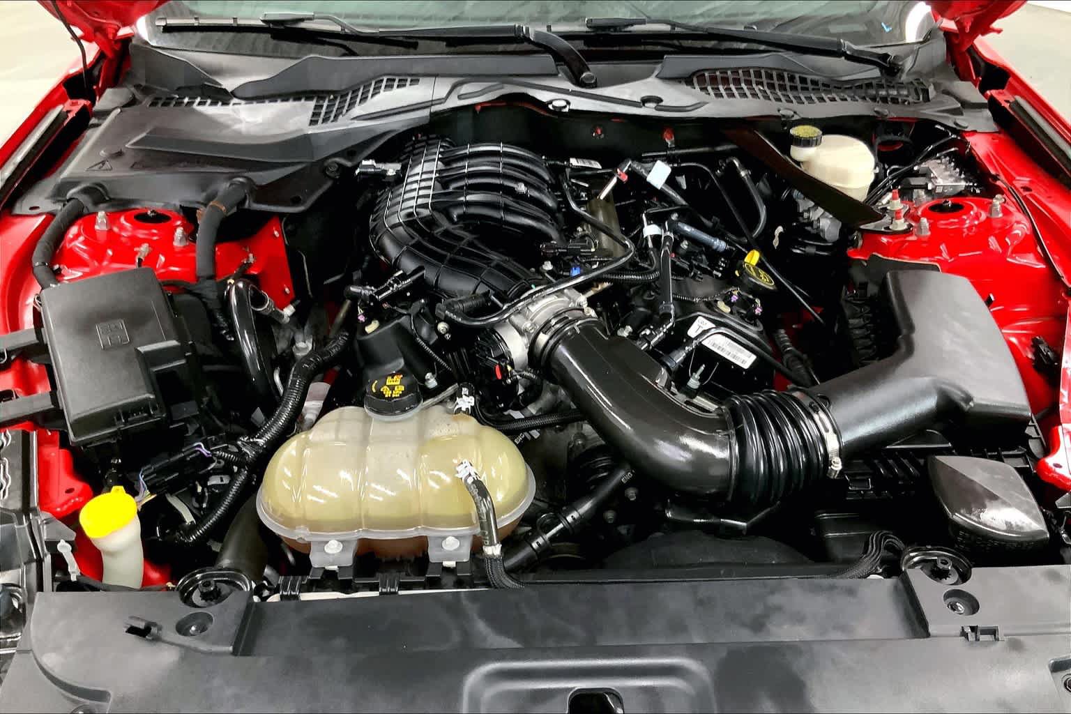 Used 2016 Ford Mustang Convertible w/ Equipment Group 051A RWD image 25