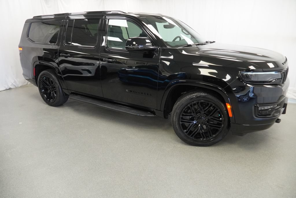 Used 2024 Jeep Wagoneer L Series II AWD/4WD image 7