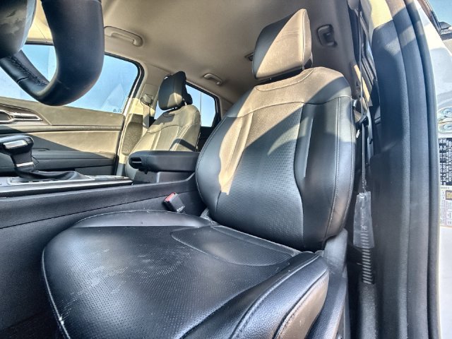 Used 2026 Kia Sportage EX FWD image 11
