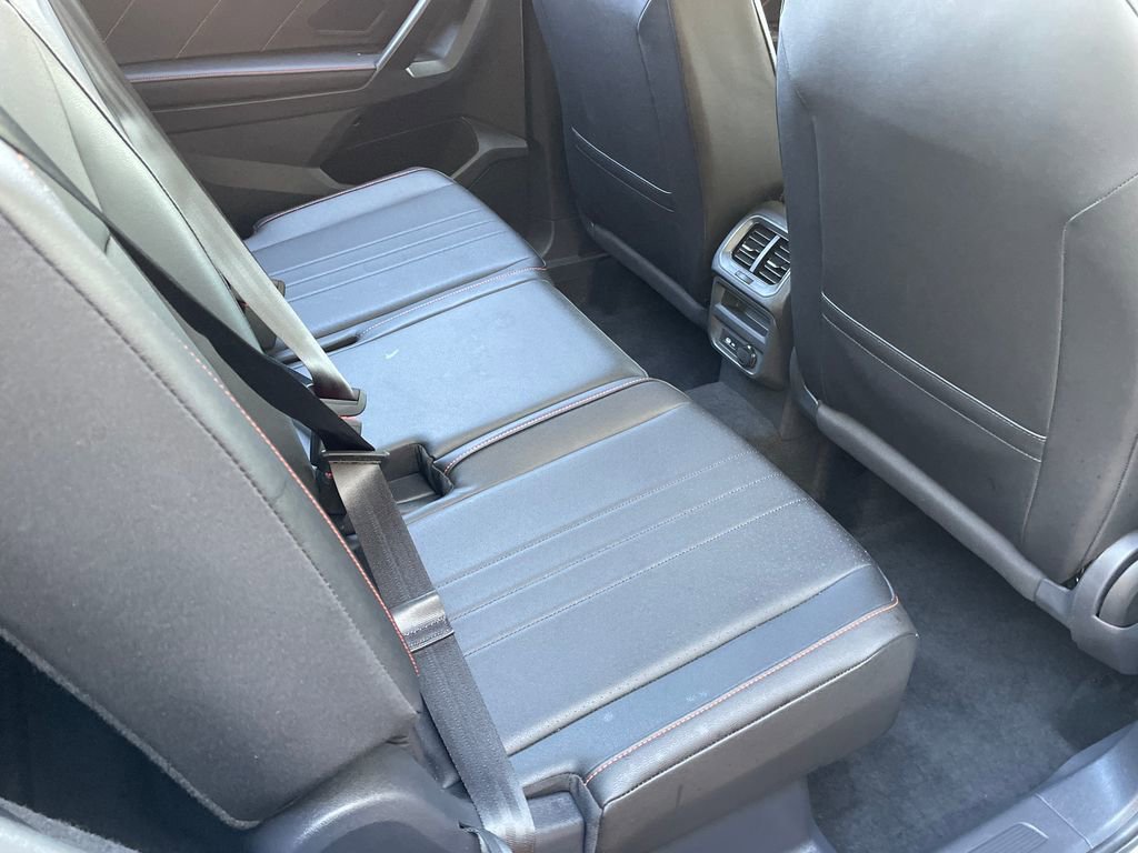 Used 2024 Volkswagen Tiguan Wolfsburg Edition image 36