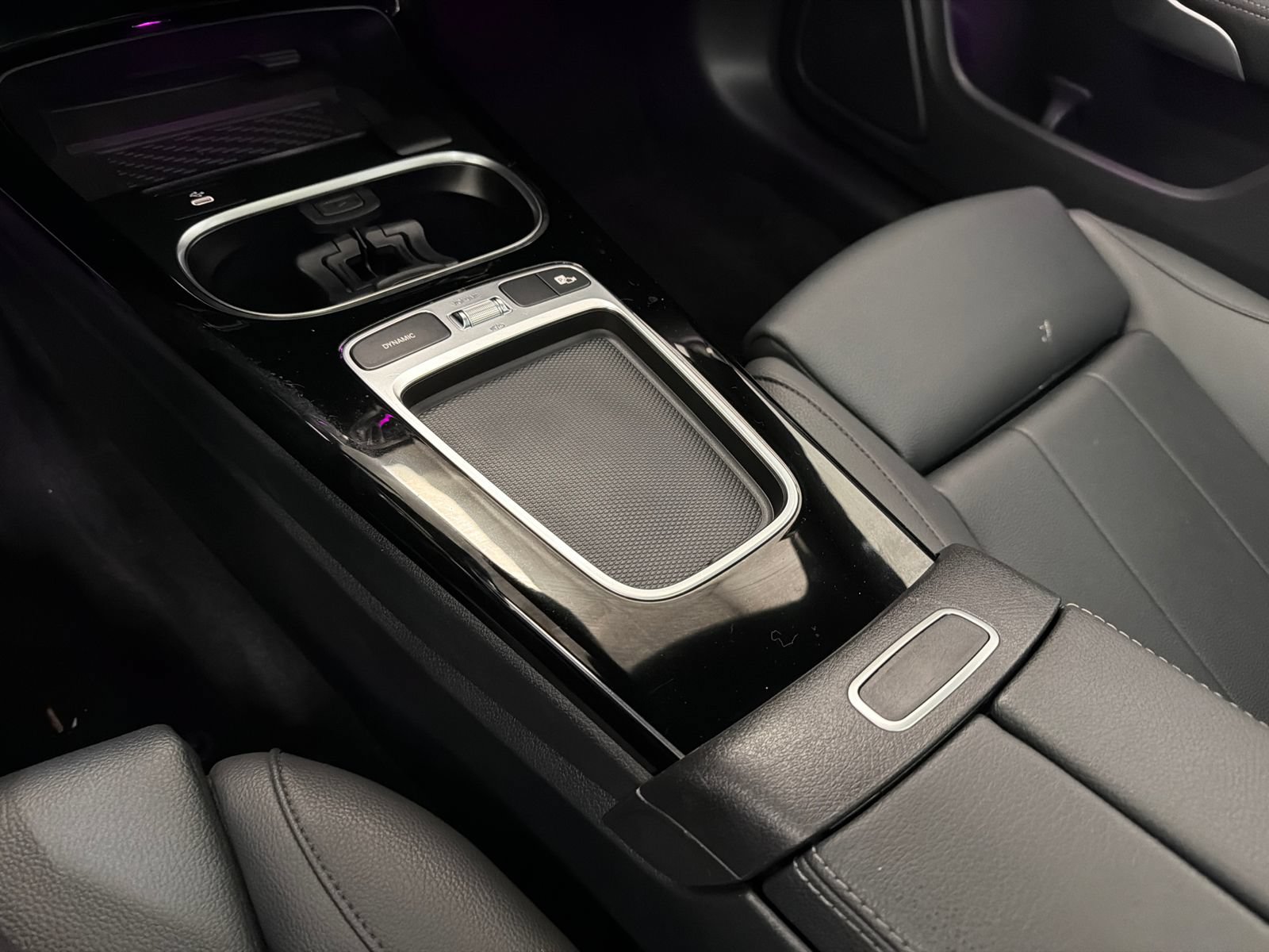 Used 2025 Mercedes-Benz CLA 250 image 27