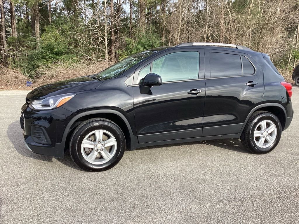 Used 2021 Chevrolet Trax LT w/ Premium Seat Package image 6