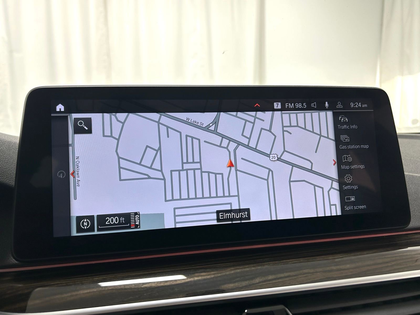 Used 2023 BMW 540i xDrive w/ Premium Package image 18