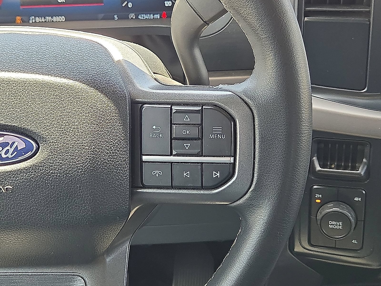 Used 2025 Ford F150 XLT w/ Equipment Group 301A Standard AWD/4WD image 19