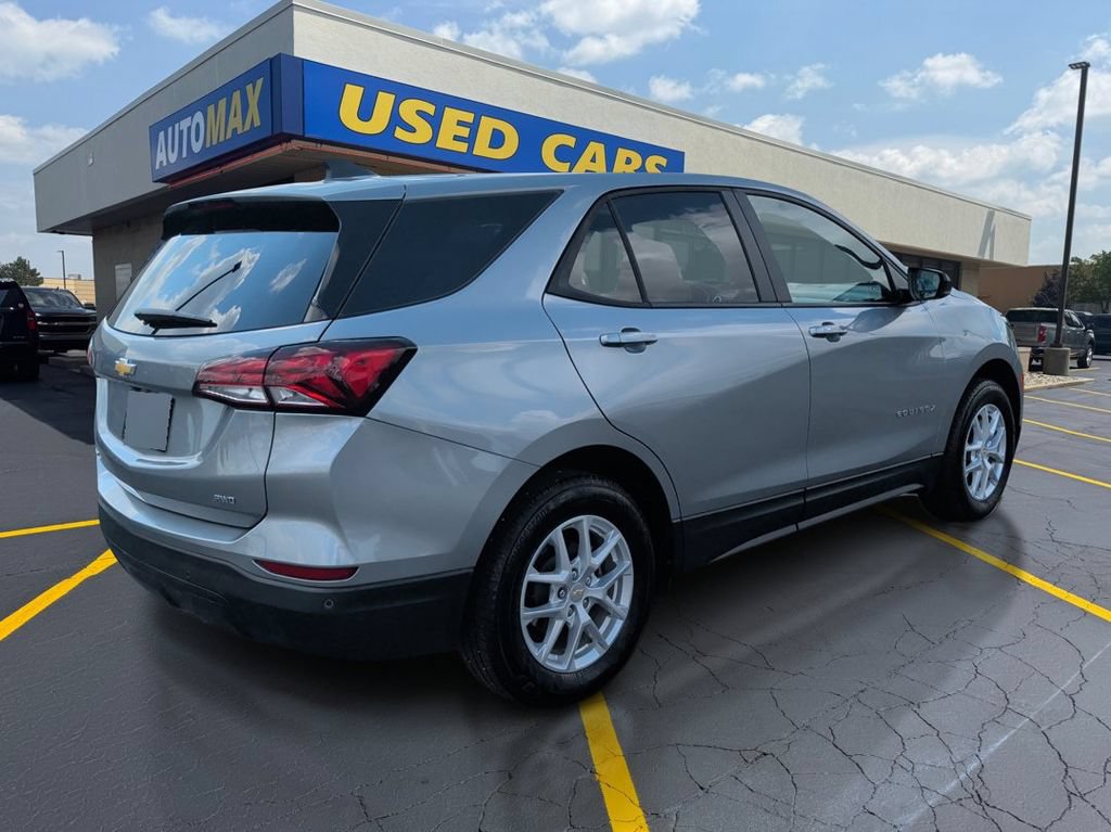 Used 2024 Chevrolet Equinox LS w/ LS Convenience Package AWD/4WD image 5