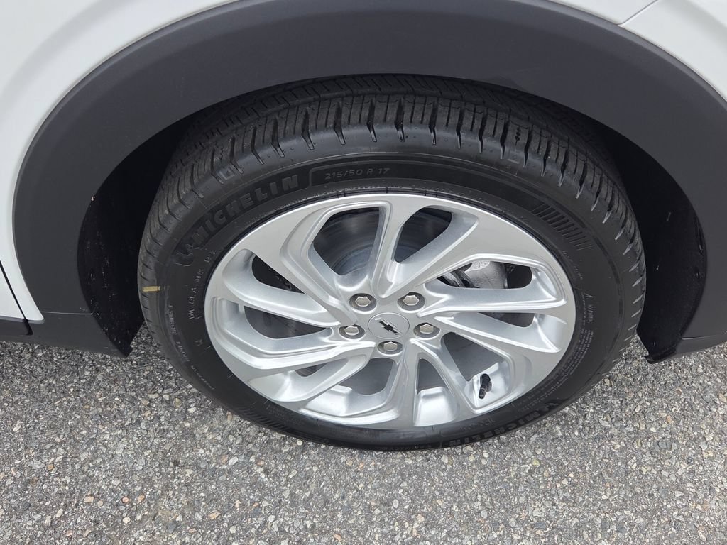 New 2027 Chevrolet Bolt LT w/ LPO, All-Weather Package FWD image 14