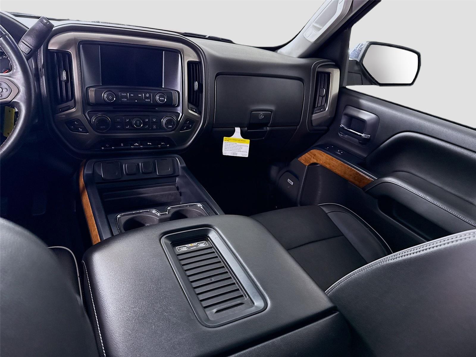 Used 2017 Chevrolet Silverado 1500 High Country image 18