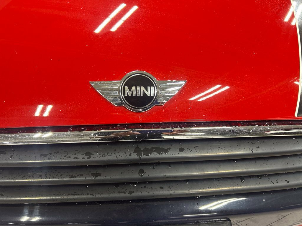 Used 2017 MINI Cooper 2-Door Hardtop FWD image 16