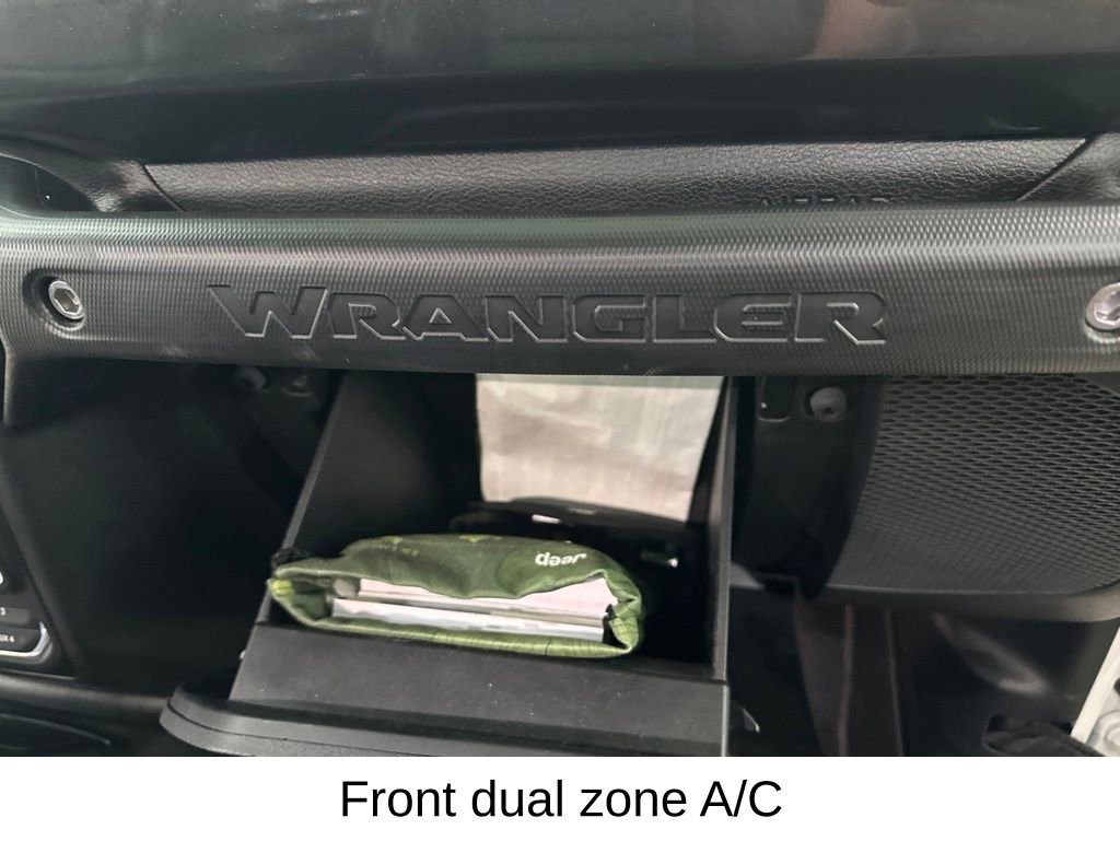 Used 2021 Jeep Wrangler Unlimited Rubicon AWD/4WD image 23