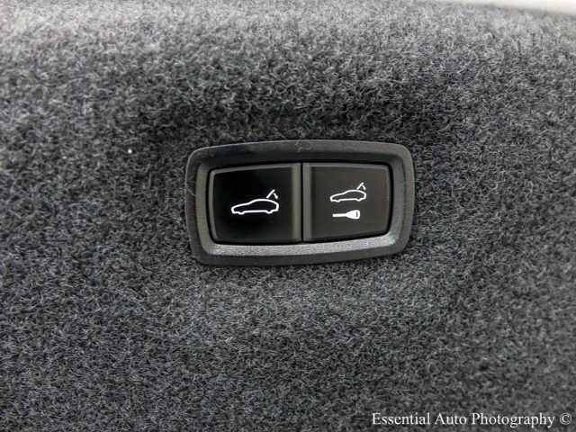 Used 2022 Audi e-tron GT Premium Plus image 26