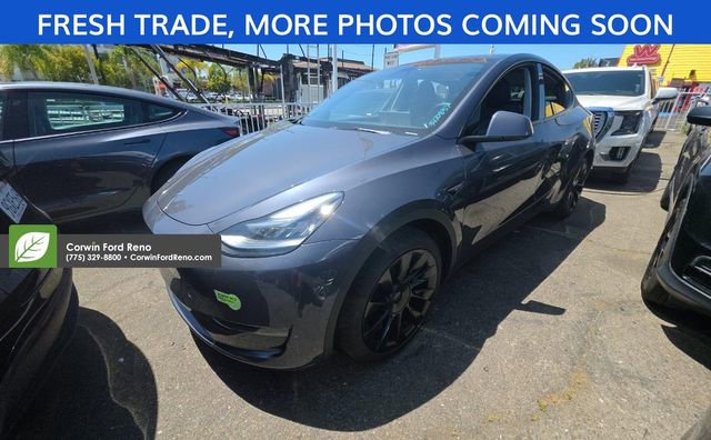 Used 2023 Tesla Model Y Long Range AWD/4WD image 3