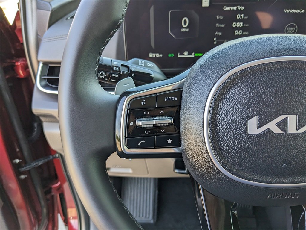 Certified 2025 Kia Carnival SX image 33