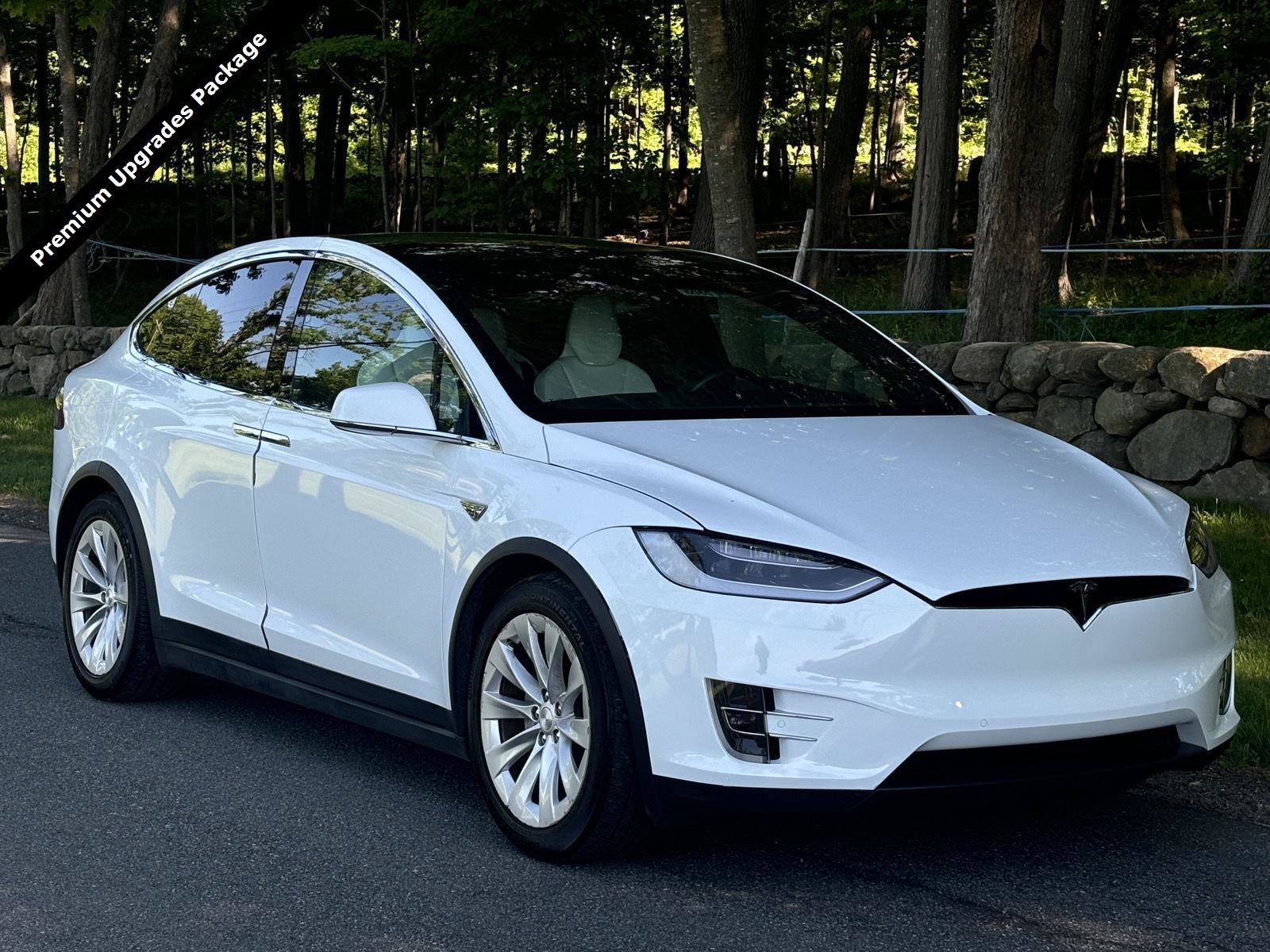 Used 2016 Tesla Model X 90D AWD/4WD image 2
