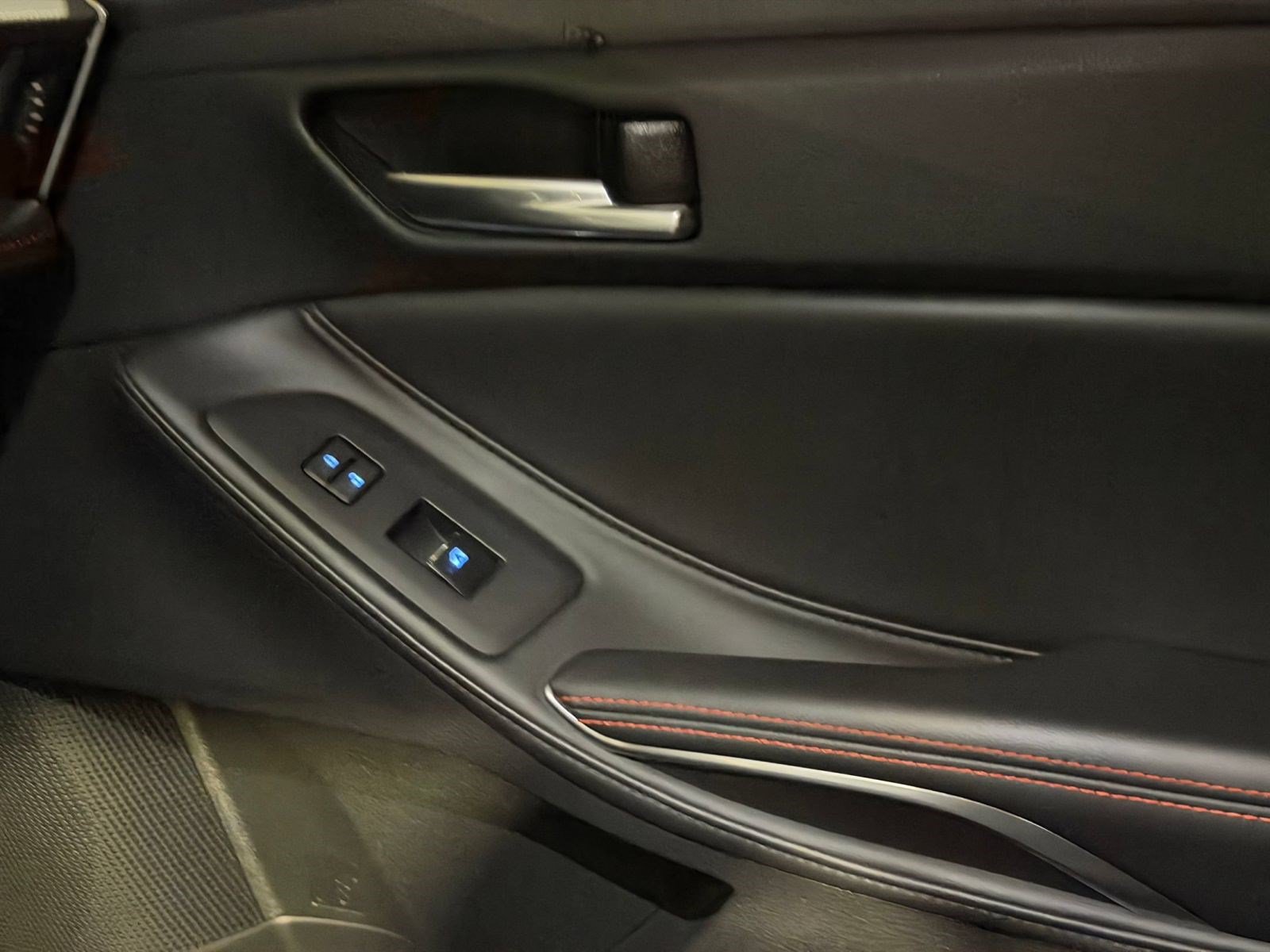 Used 2021 Toyota Avalon TRD FWD image 28