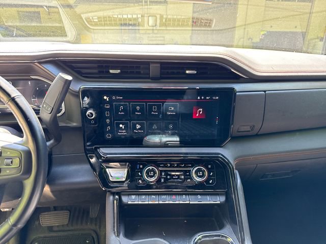 Used 2024 GMC Sierra 2500 AT4 w/ AT4 Premium Plus Package AWD/4WD image 19