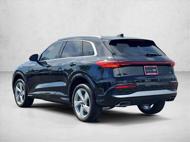 Certified 2025 Audi Q5 Premium AWD/4WD image 8