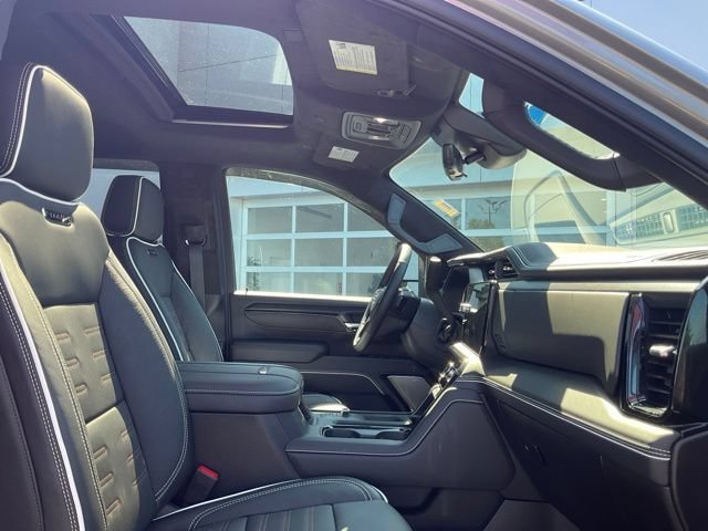 Used 2026 GMC Sierra 2500 AT4X AWD/4WD image 10