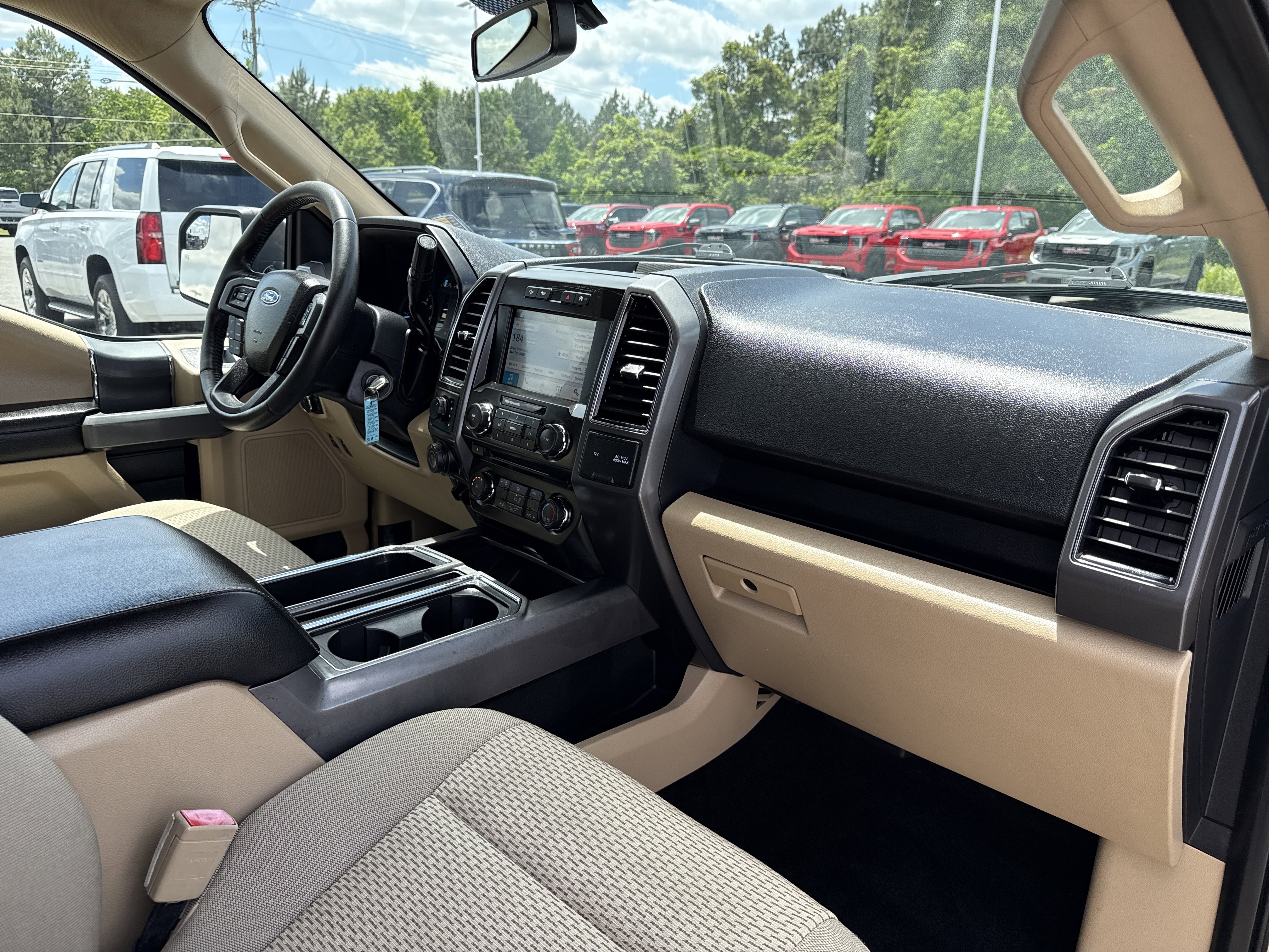 Used 2018 Ford F150 XLT w/ Equipment Group 302A Luxury AWD/4WD image 25