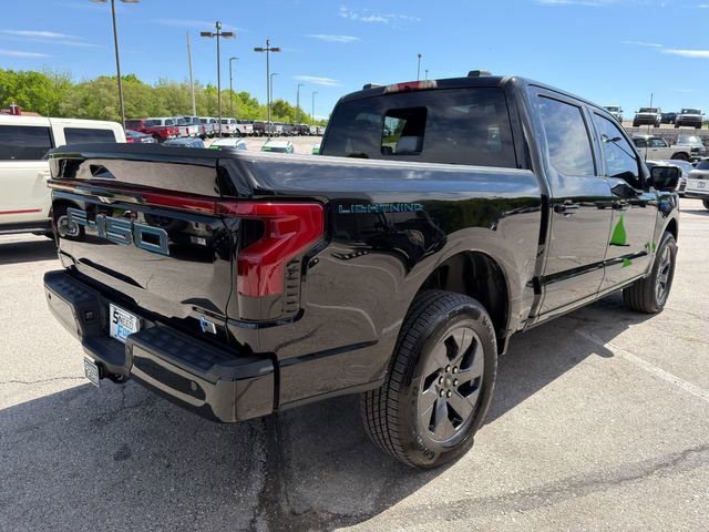 Used 2024 Ford F150 Lightning Lariat AWD/4WD image 7