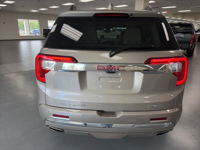 Used 2023 GMC Acadia Denali w/ Denali Technology Package AWD/4WD image 7