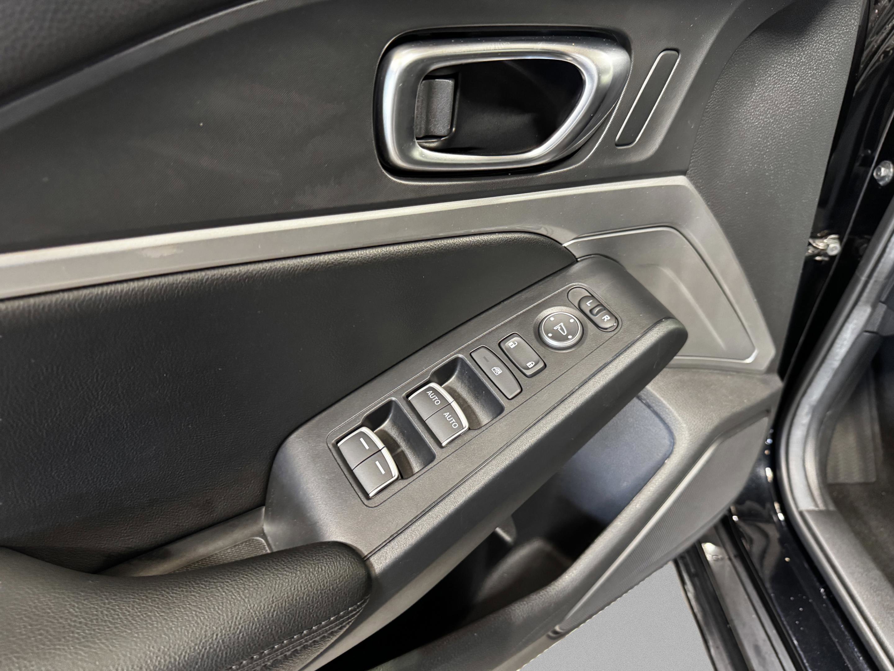 Certified 2024 Acura Integra FWD image 15