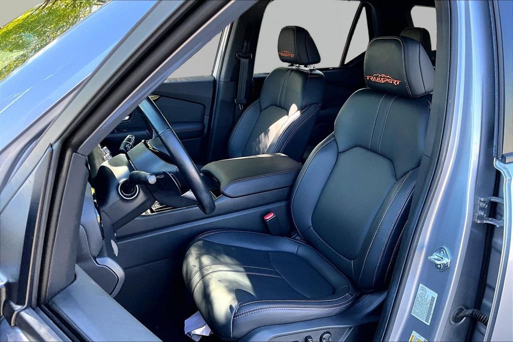 Used 2025 Honda Pilot TrailSport image 17
