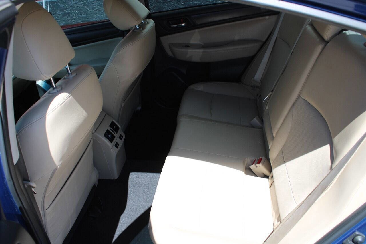 Used 2017 Subaru Legacy 2.5i Limited w/ Popular Package #4 image 14