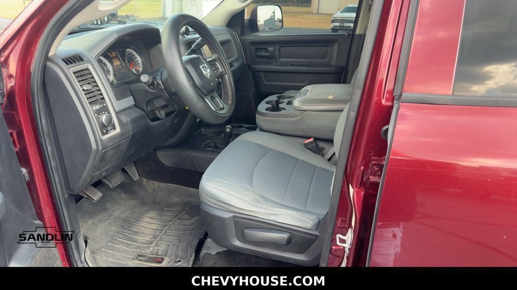 Used 2017 RAM 2500 Tradesman w/ Chrome Appearance Group AWD/4WD image 11