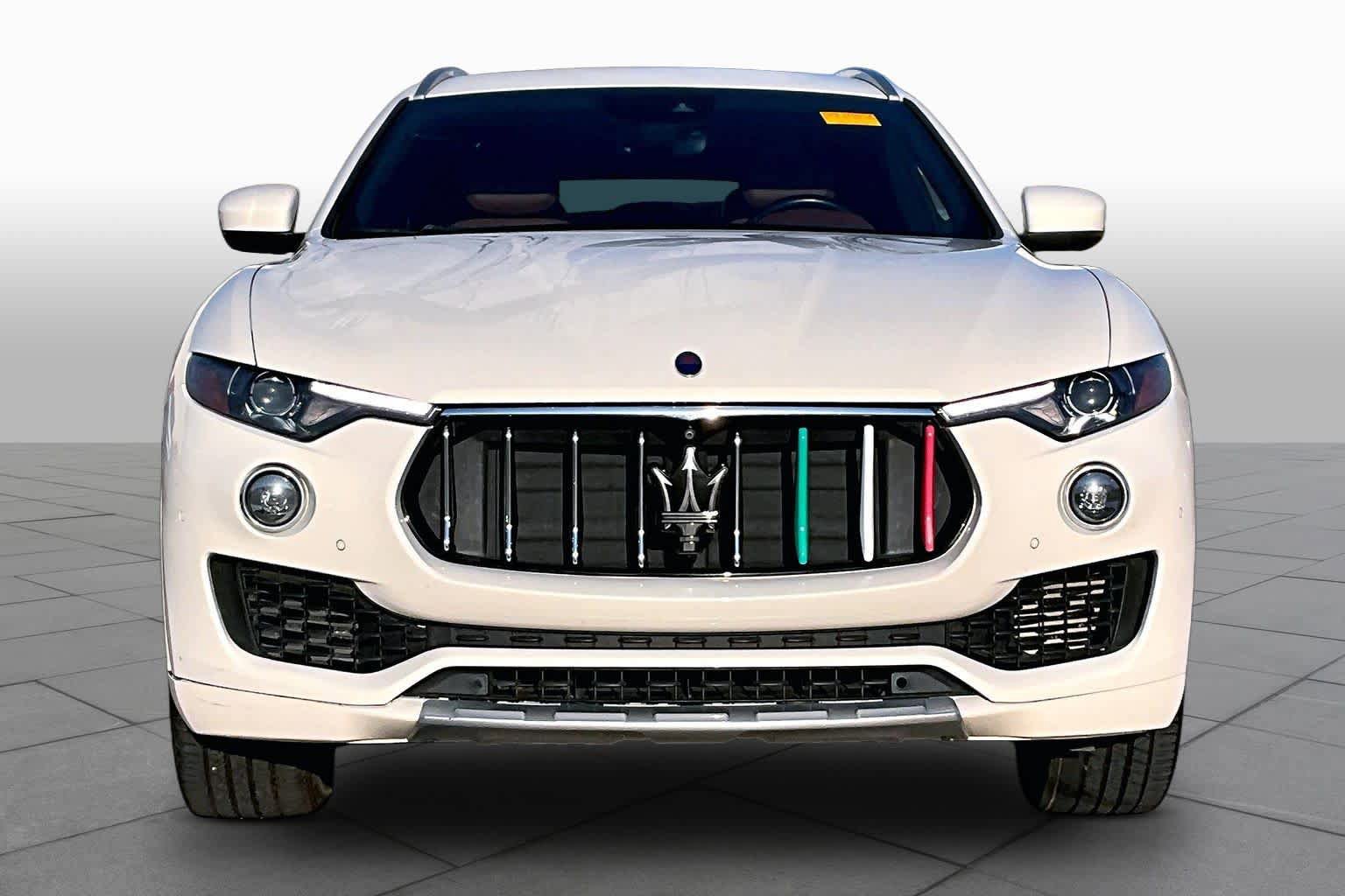 Used 2017 Maserati Levante w/ Sport Package AWD/4WD image 4