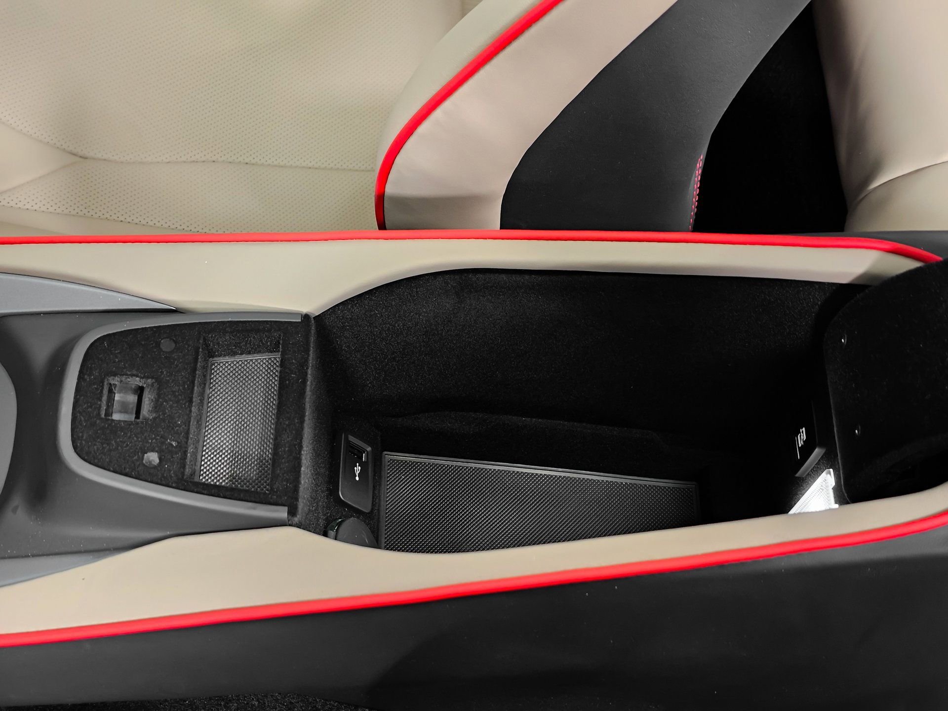 Used 2023 Ferrari Portofino M image 51