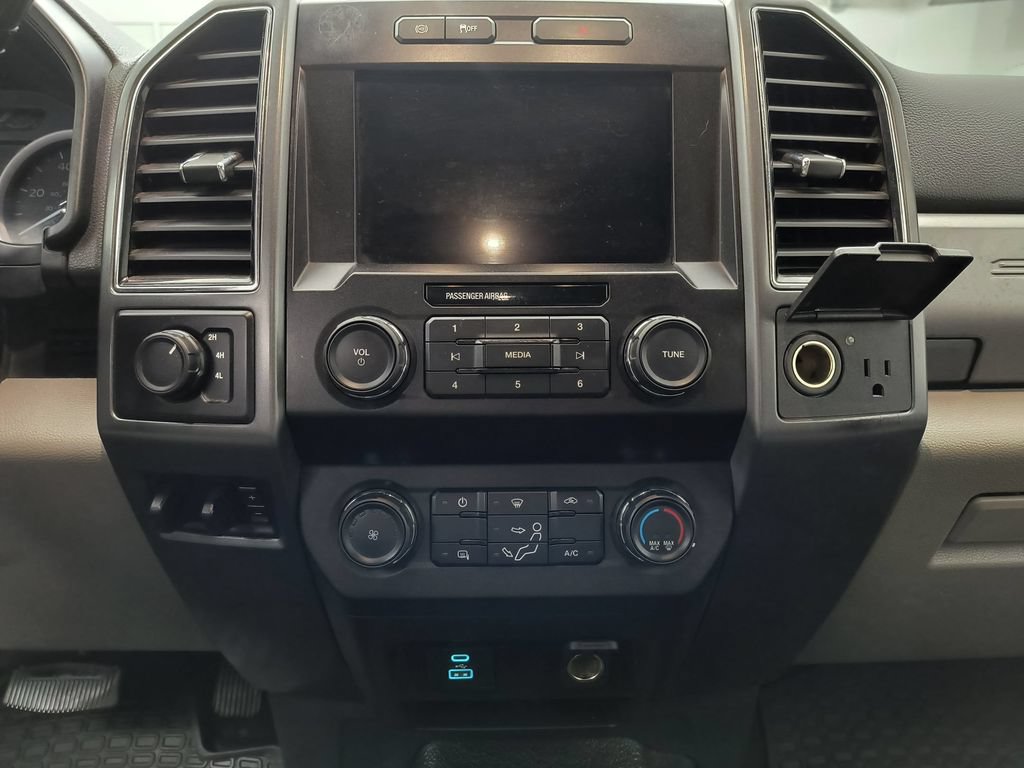 Used 2022 Ford F350 XLT w/ XLT Value Package AWD/4WD image 16
