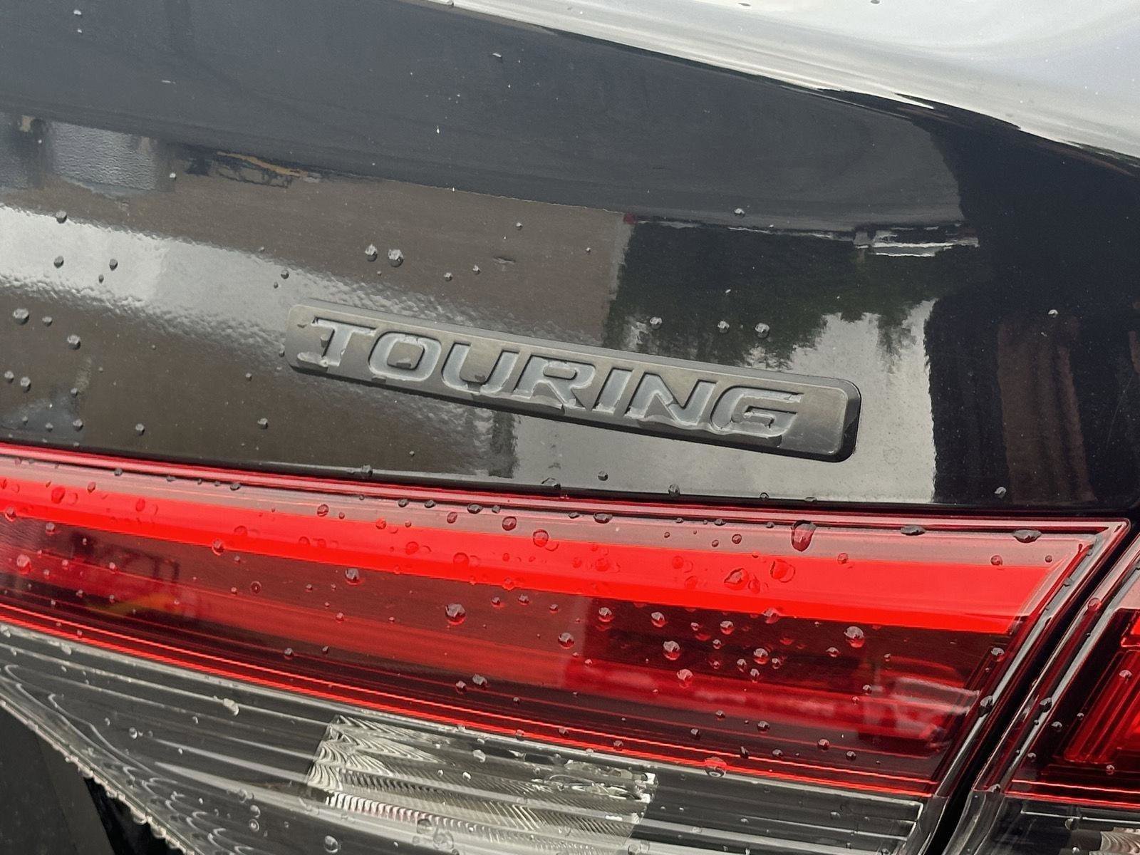 Used 2022 Honda Civic Touring image 10