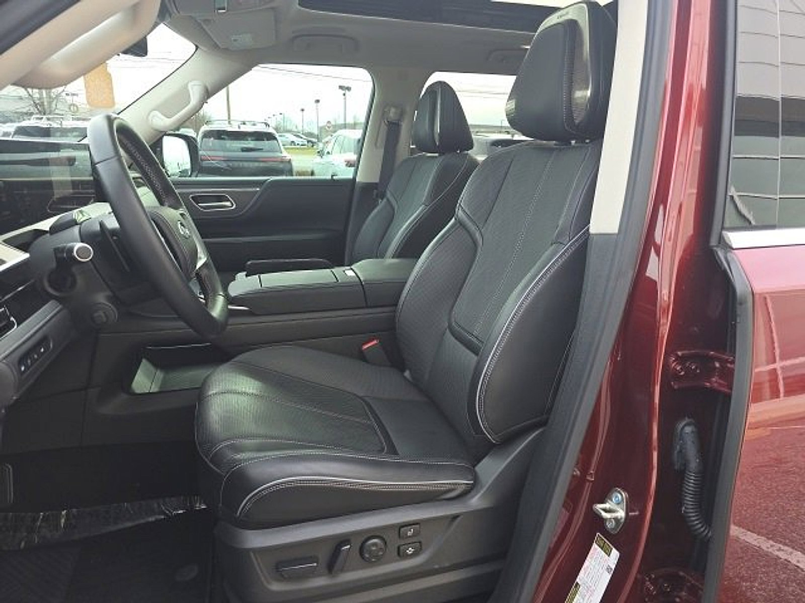 Certified 2025 INFINITI QX80 Sensory w/ Exterior Package image 10