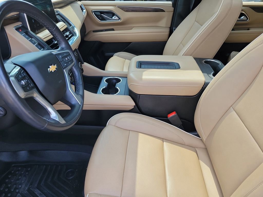 Used 2023 Chevrolet Tahoe Premier AWD/4WD image 18