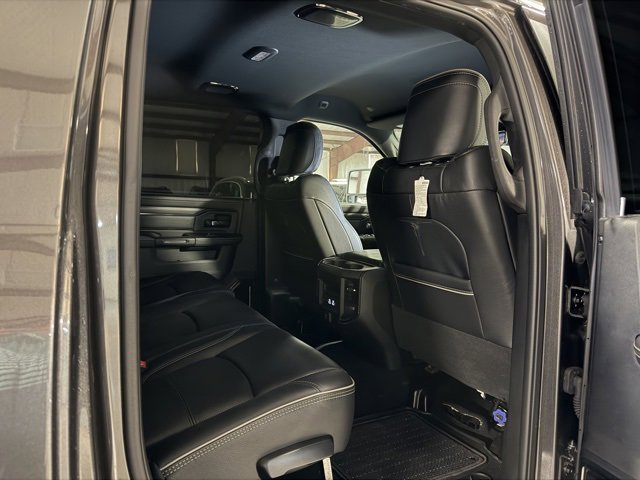 Used 2024 RAM 3500 Limited image 18
