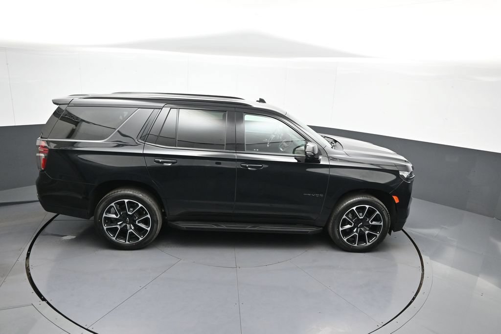 Used 2022 Chevrolet Tahoe RST w/ Luxury Package AWD/4WD image 40