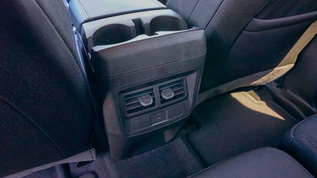 Used 2025 GMC Canyon Elevation image 18