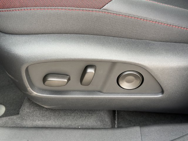 New 2027 Chevrolet Equinox RS w/ Safety and Technology Package FWD image 23