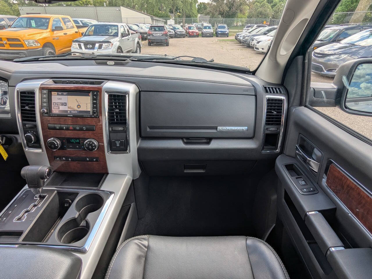 Used 2012 RAM 1500 Laramie AWD/4WD image 17