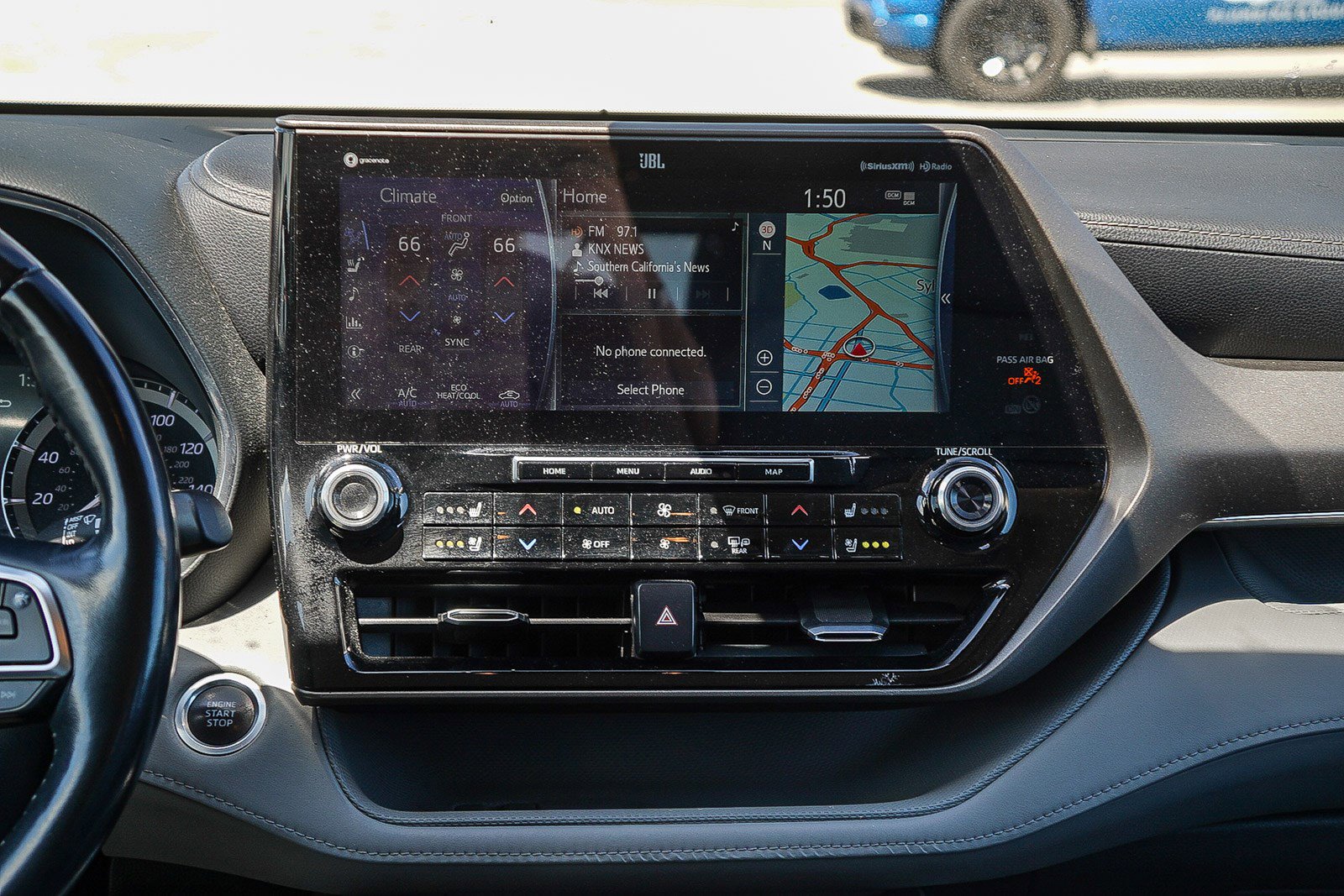 Certified 2020 Toyota Highlander Limited AWD/4WD image 14